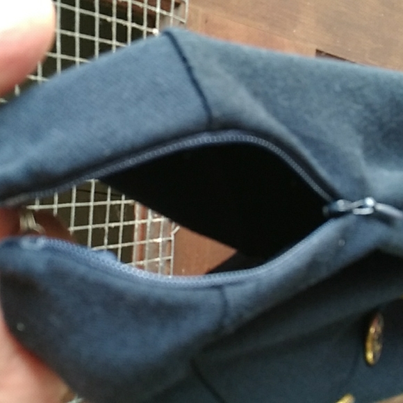 Banana Republic navy skirt - Picture 5 of 8